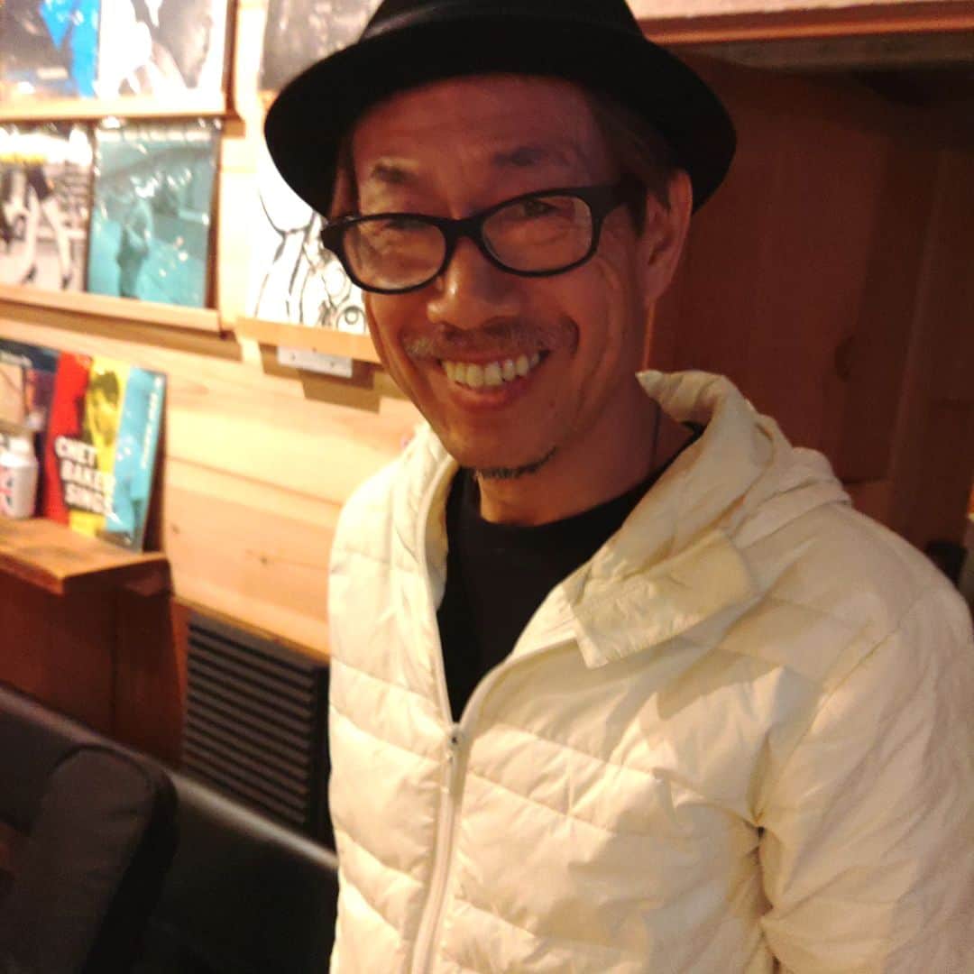 山川のりをのインスタグラム：「今夜は桑名アドオンスペースMにてギターパンダライブです。18時15分/19時、3000円+D。共演は空団地。お近くの方は慎重に会いに来てアイニージュー！」
