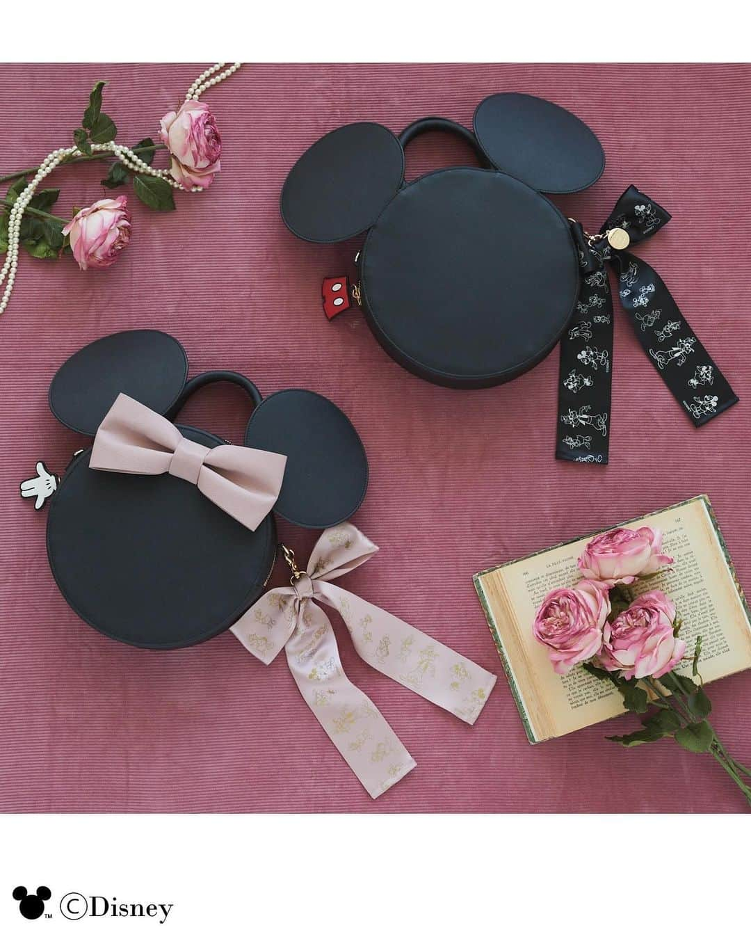 maisondefleur_pressのインスタグラム：「【Disney Collection】  「Mickey & Minnie」  ディズニー創立100周年をお祝いして 「ミッキー」と「ミニー」デザインの 特別なショルダーバッグが登場♪  高級感のある合皮素材を使用し シンプルに大人っぽく仕上げています。  取り外し可能なリボンチャームには、 「ミッキー&フレンズ」をプリントで表現し、 華やかなデザインに...  ファスナー引手には、 それぞれ「ミッキー」のパンツモチーフと 「ミニー」のハンドモチーフをプラスし、 可愛らしいアクセントになっています✨  内ポケットにも、「ミッキー」と「ミニー」 “Disney100”のロゴを箔型押しし、 見えないところまでこだわったアイテムです。  ------------------------------  ○全国ショップ ※舞浜イクスピアリ店、アウトレット店除く 11/18(sat)～  ○公式通販ストライプクラブ ○ZOZOTOWN 11/17(fri)20:00～  ------------------------------ 【注意事項】 ※販売より1週間は、お一人様、1アイテムにつき1点までのご購入とさせていただきます。 ※販売初日のお取り置きは不可。2日目以降は可能です。 ※他店舗へのお取り寄せは不可。 ※アイテムは一部サンプルにて撮影を行っております。 実際にお届けする商品と仕様やサイズが若干異なる場合が ございますのでご了承ください。  ━━━━━━━━━━━━━━━ ☑Mickey Mouse/ラウンドショルダーバッグ ￥13,200 tax in  ☑Minnie Mouse/ラウンドショルダーバッグ ￥13,200 tax in . . #maisondefleur #メゾンドフルール #disney #ディズニー #ディズニーコレクション #mickey #minnie #ミッキー #ミッキーマウス #ミニー #ミニーマウス #バッグ #バック  #ショルダーバッグ#トートバッグ #disney100 #ディズニー100周年 #リボン #ribbon #shoulderbag #リボンチャーム #チャーム #ミッキーフレンズ #ドナルド #デイジー #グーフィー #プルート #ヒューイ #デューイ #ルーイ」