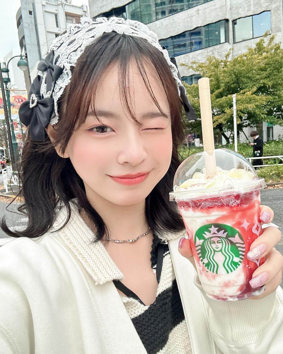 小國舞羽さんのインスタグラム写真 - (小國舞羽Instagram)「 .•¨•.¸¸.•¨•.¸¸ .•¨•.¸¸.•¨•. TGCの待機中 ...