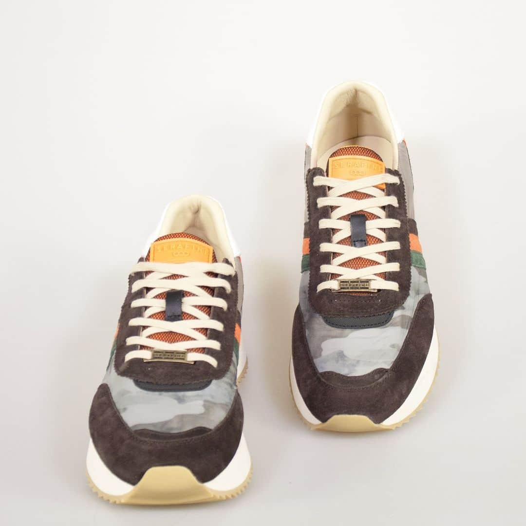 セラフィーニのインスタグラム：「New Torino Grey Camouflage Orange ! 💥  #SerafiniShoes #NEWIN #fw23collection #fashion #sneakers #menstyle #torino #italianstyle #news #fallwinter #shoesaddict #style #sneakerslover #sneakershead」