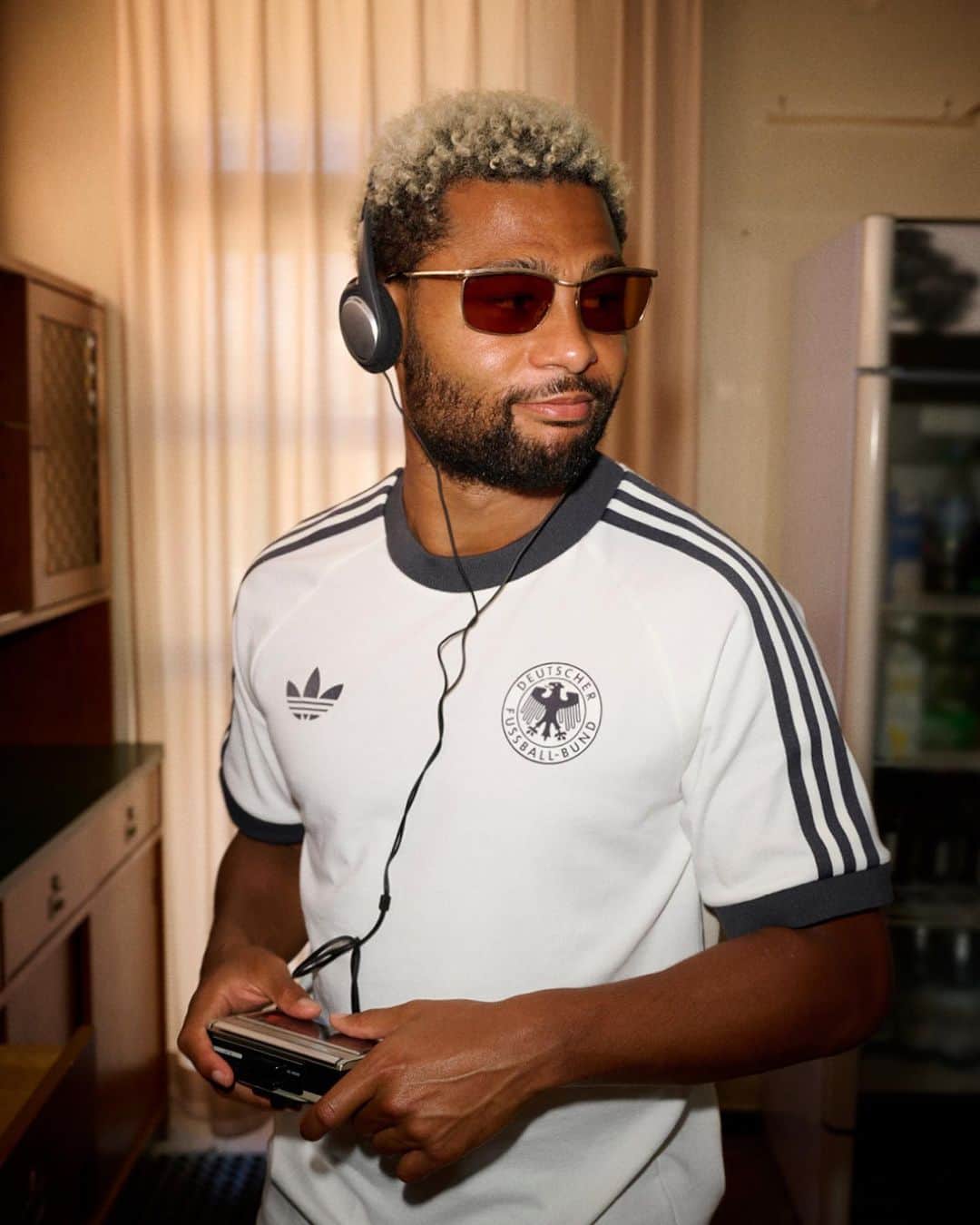 adidas Footballのインスタグラム：「wow, so ✨ vintage ✨​ ​ Explore the adidas x @DFB_Team Originals Football Collection via our link in bio 🔗​  ​Entdecke die adidas x @DFB_Team Originals Football Kollektion über unseren link in der biografie 🔗」