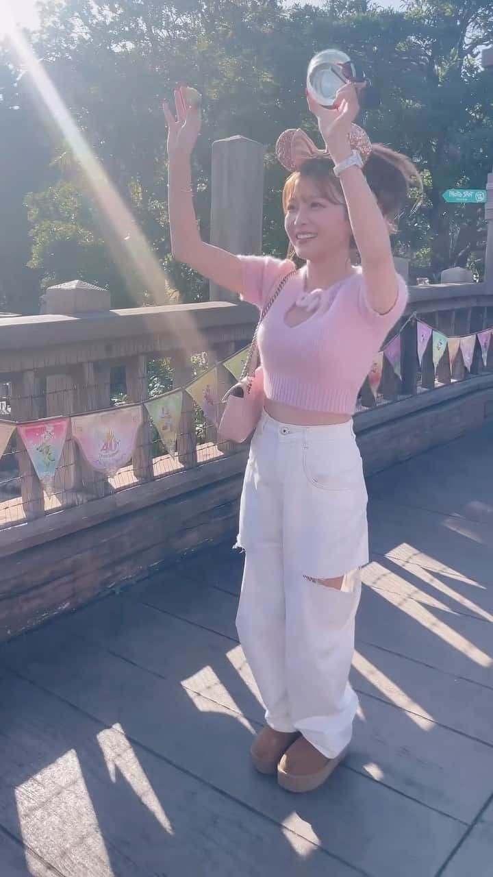 宇野実彩子のインスタグラム：「少しだけジャンボリミッキーしてきました🕺🪩✨#ジャンボリミッキー #ジャンボリ #ジャンボリーミッキー #ジャンボリー #tokyodisneysea #tokyodisneyresort」