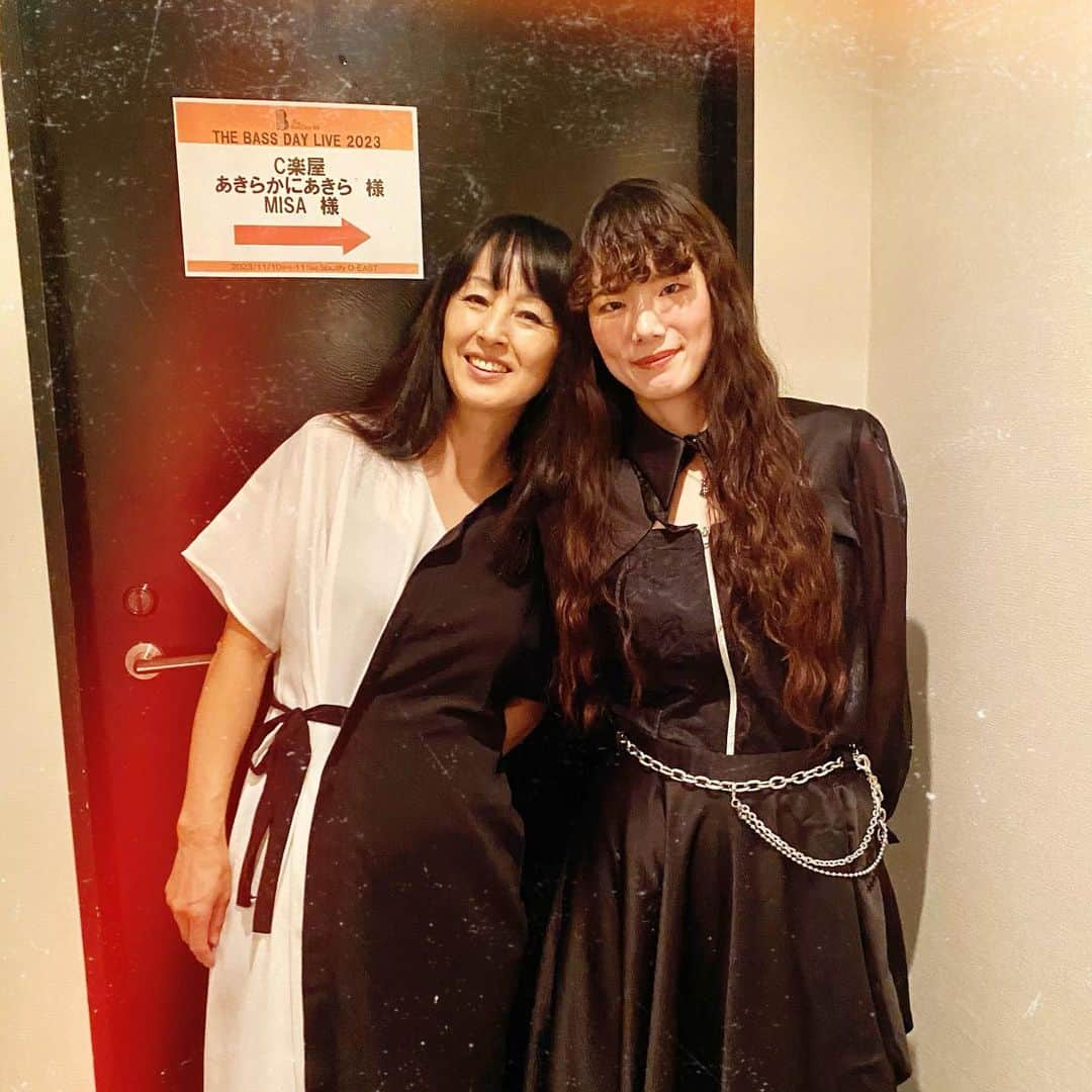 TOKIEのインスタグラム：「BAND-MAID MISAちゃんと一郎君に久しぶりに逢えたのも嬉しかったよー🙌」