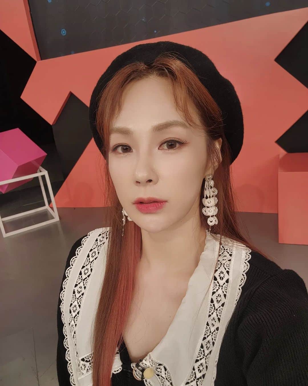 チェヨンのインスタグラム：「이럴때도 있고 저럴때도 있고 😉」
