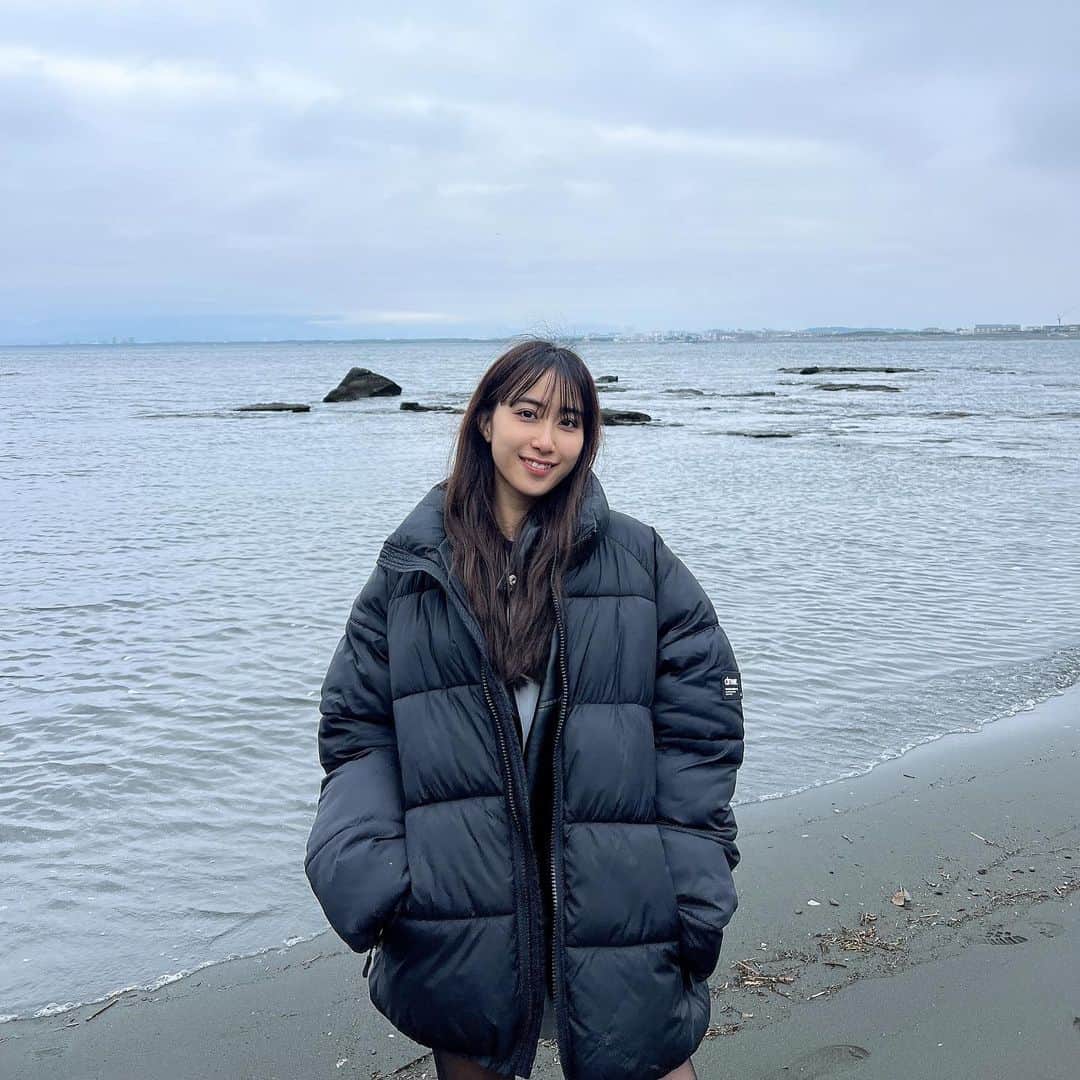 山口るあのインスタグラム：「☀️❤️  　　　　　　　　　　　　　　　　　　　　　　　　　　　　　　　　　　2日間遊びからの 朝から江ノ島いってみんなではしゃいだ日 楽しすぎて戻りたい〜  最近寒くなってきたから体調にきおつけてね〜」