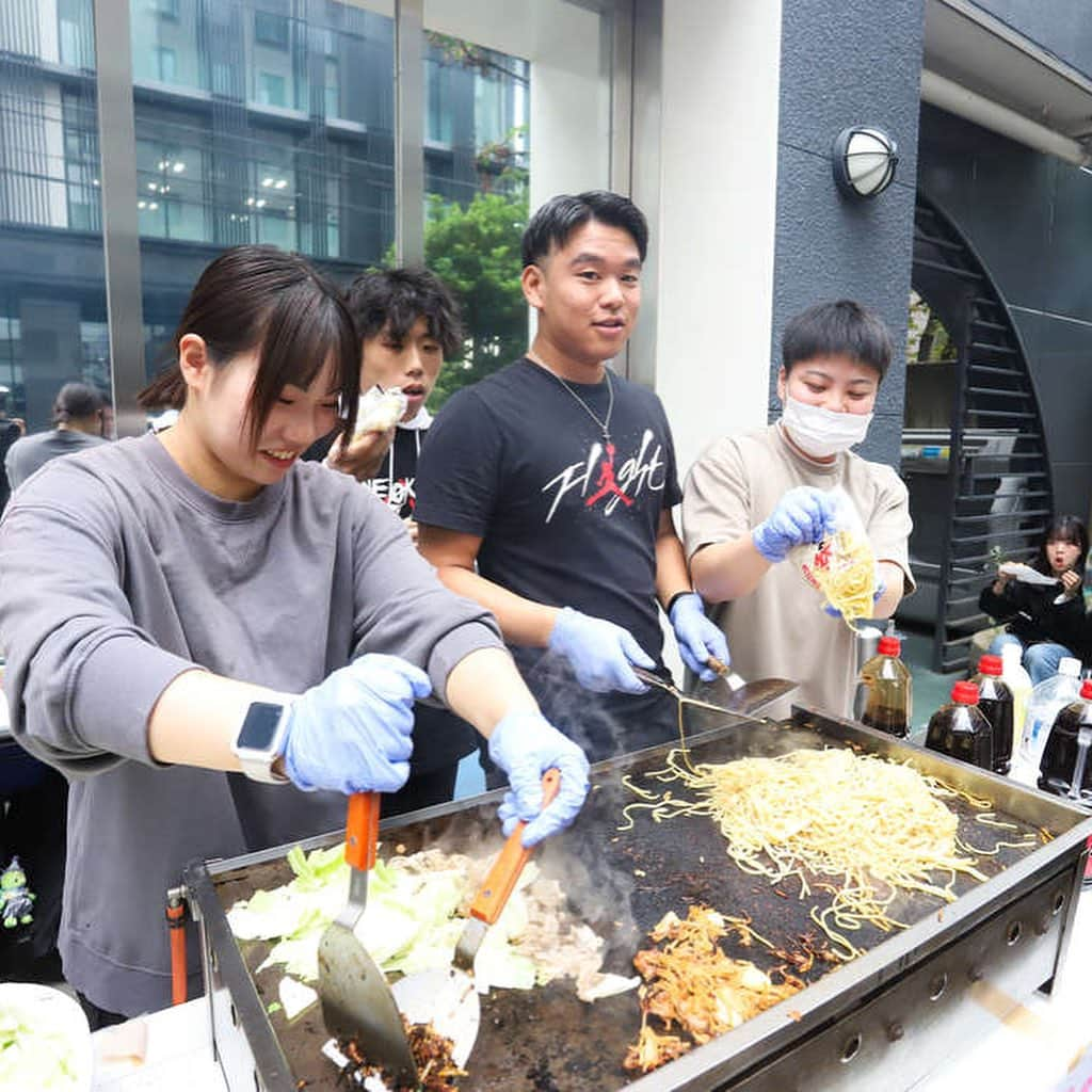 東洋医療専門学校のインスタグラム：「✨  東洋秋祭2023開催！ Part.2  #東洋医療専門学校 #東洋秋祭  #歯科技工士 #救急救命士 #鍼灸師 #柔道整復師 #東洋のぞき見 #楽しい学校生活 #学園祭」