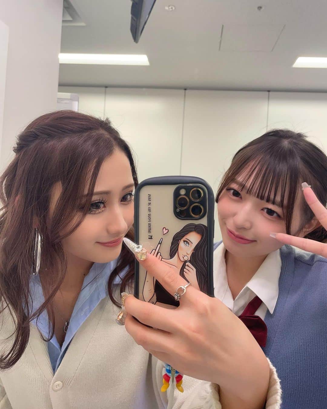 伊藤愛依海のインスタグラム：「☁🩵  こはるたん🫶  TGCteenの時あったけど全然時間足りん🥹 またゆっくり会ってかたろーね🤍  #jk3 #ギャル #egg」