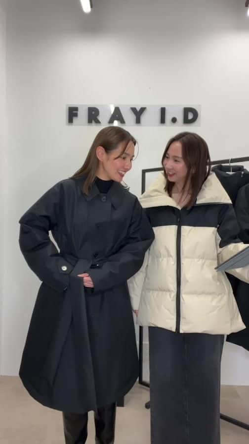 フレイアイディーのインスタグラム：「11.14 thu FRAY I.D × Foxfire 初お披露目！ "Pressならこう着る、冬のダウンスタイル"  FRAY I.D × Foxfire 11.15 wed より、全国の直営店舗・オンラインストアにて発売！  【Insta LIVE配信】 阿部 161cm ウェーブ 明石 167cm ナチュラル 三谷 160cm ナチュラル」