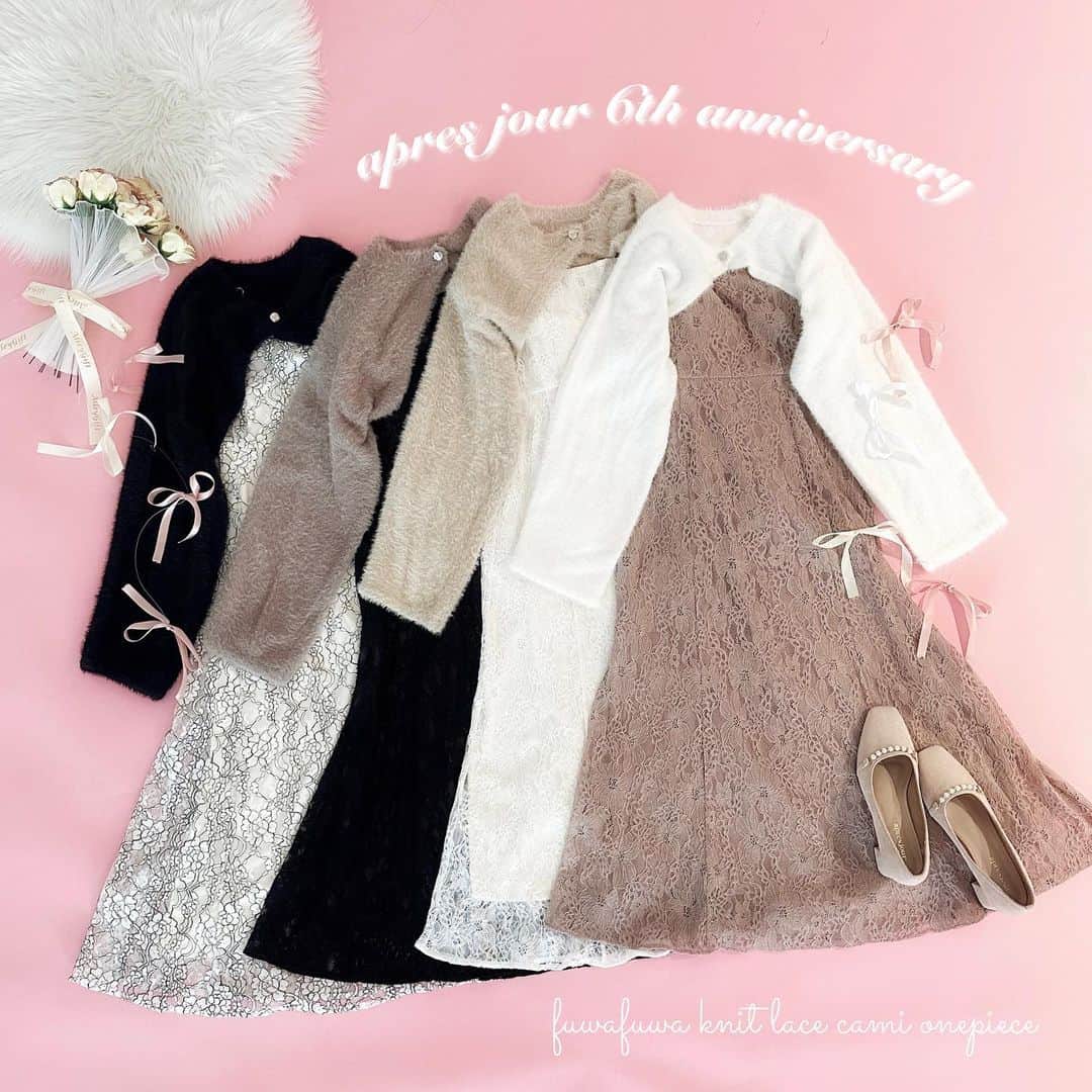 のインスタグラム：「【 𝐚𝐩𝐫𝐞𝐬 𝐣𝐨𝐮𝐫 🎀 𝟔𝐭𝐡 𝐚𝐧𝐧𝐢𝐯𝐞𝐫𝐬𝐚𝐫𝐲 🎂 】　 発売前から大反響💞 ⁡ 11/16(thu)21:00〜release🧸 ⁡ ◆ふわふわニットと綺麗めワンピースがセットの周年限定アイテム♡ ⁡ 肌触りのよいふわふわニットとキャミワンピースのセットアイテムです。 ワンピースは落ち着いた花柄デザインで大人っぽい綺麗めな印象に！ 歩くたびにふわっとした揺れ感が楽しめるのもポイントです！ ニットボレロは前後2wayで着用が可能◎  肩紐アジャスターで多少の丈感調節は可能となっております。  ニットとワンピースは別々でも着用いただけるので、 お手持ちのアイテムとの合わせ次第で さまざまな雰囲気をお楽しみいただけます♪ ⁡ 再販なしの6周年限定アイテムとなりますのでこの機会に是非♡ ⁡ ⁡ #ふわふわニットレースキャミワンピース 商品番号🔎986268 サイズ…F/XL ¥5,995(taxin) ⁡ ⁡ こちらの画像はインスタ用に加工しておりますので、カラーの雰囲気が実際の商品と異なる場合がございます。 商品ページにてカラーのご確認をお願い致します。 ⁡ #ZOZOでしか買えない #アプレジュール #アプレ部」