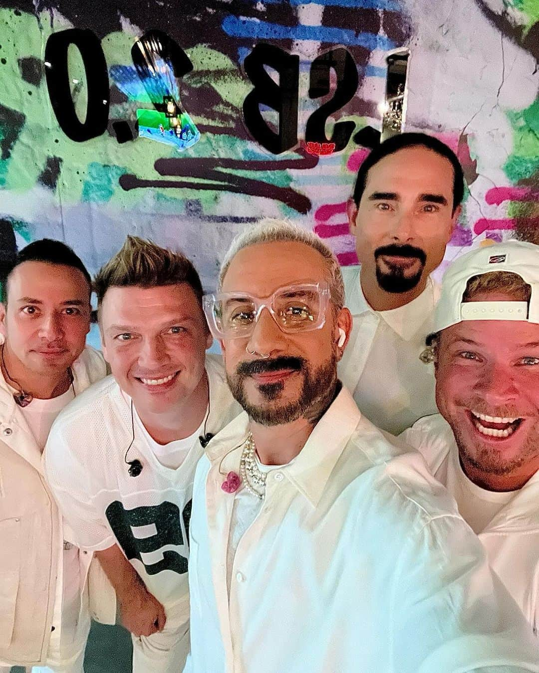 backstreetboysさんのインスタグラム写真 - (backstreetboysInstagram)「The boys are back! 🤘」11月15日 4時21分 - backstreetboys