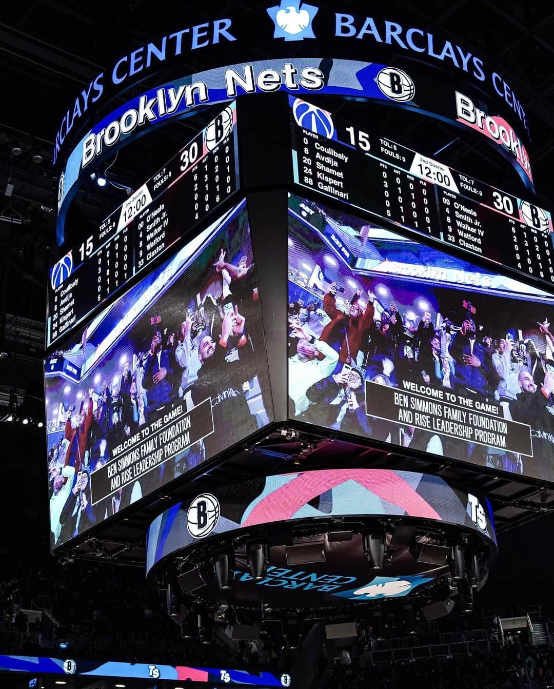 Brooklyn Netsさんのインスタグラム写真 - (Brooklyn NetsInstagram)「Work hard, play hard 😤  Over the past few weeks, participants from @goodshepherdnyc in this year’s RISE x Ben Simmons Leadership Program have been working hard to develop interpersonal skills, and learn about how they can make a positive #impact on their community.   On Sunday, they enjoyed some fun at the Nets game with Ben!  #BSFF #RISEtoWin #DoMore #Leadership #mentorshipmatters #selfietime」11月15日 4時48分 - brooklynnets