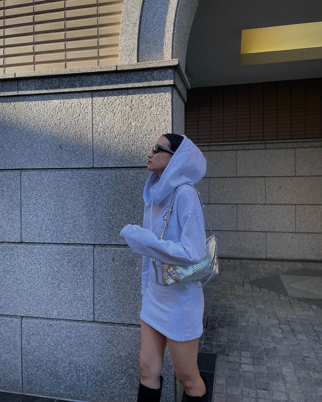 FIG&VIPERさんのインスタグラム写真 - (FIG&VIPERInstagram)「【 NEW 】  ・Side cut out hoodie mini dress ¥7,920 (tax included)  _______________________________________________  #figandviper」11月14日 20時37分 - figandviper