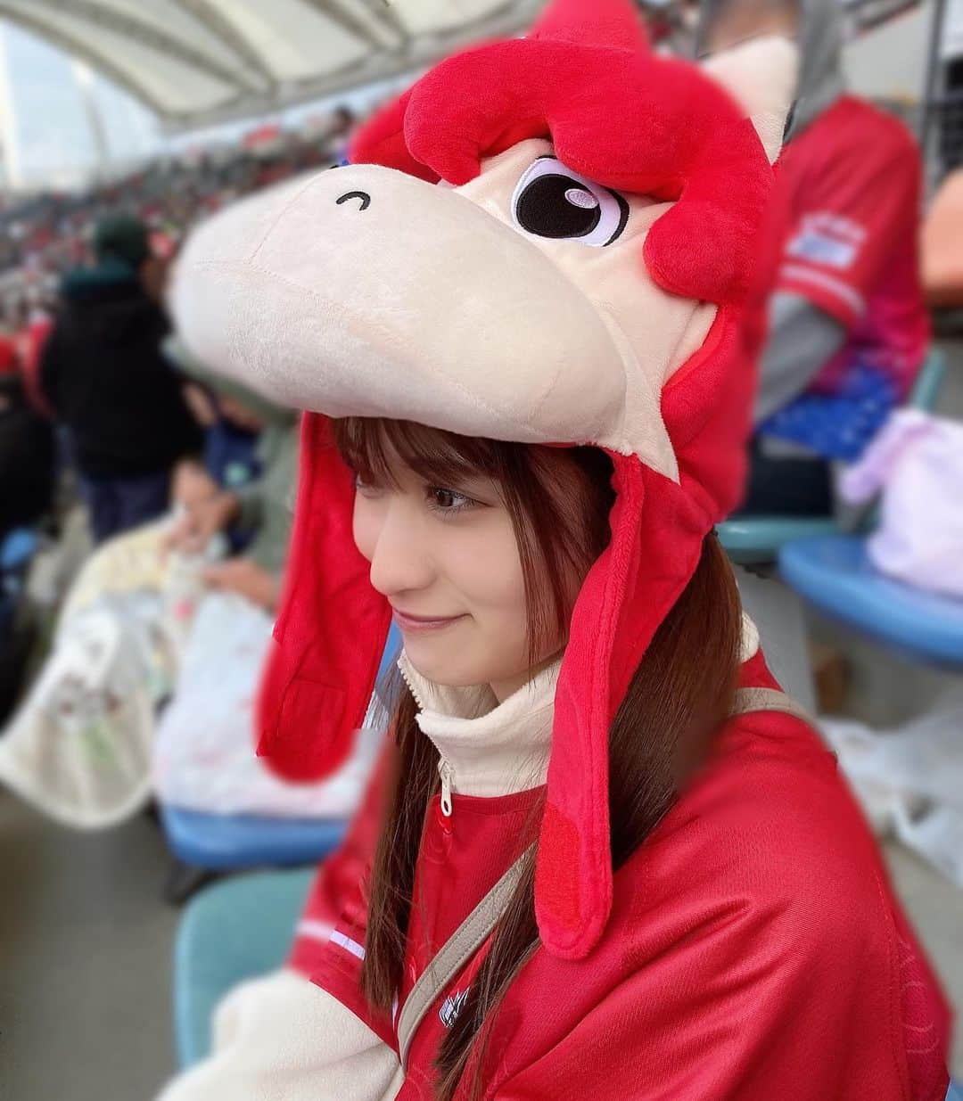 田中伊桜莉さんのインスタグラム写真 - (田中伊桜莉Instagram)「⚽️🐴♥️  ロアッソ熊本の最終戦を見にいってきました‪☺︎‬  次のシーズンはロアッソ熊本も大分トリニータも沢山見に行きたいなぁ⚽️  #ロアッソ熊本」11月14日 20時42分 - iori_hkt48