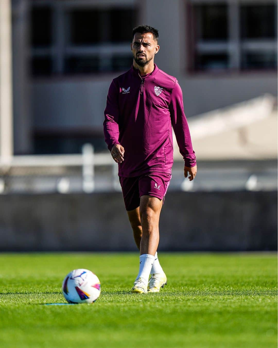 セビージャFCさんのインスタグラム写真 - (セビージャFCInstagram)「📸 Entrenamiento ✔   #WeareSevilla #NuncaTeRindas #sevillafc」11月14日 20時48分 - sevillafc