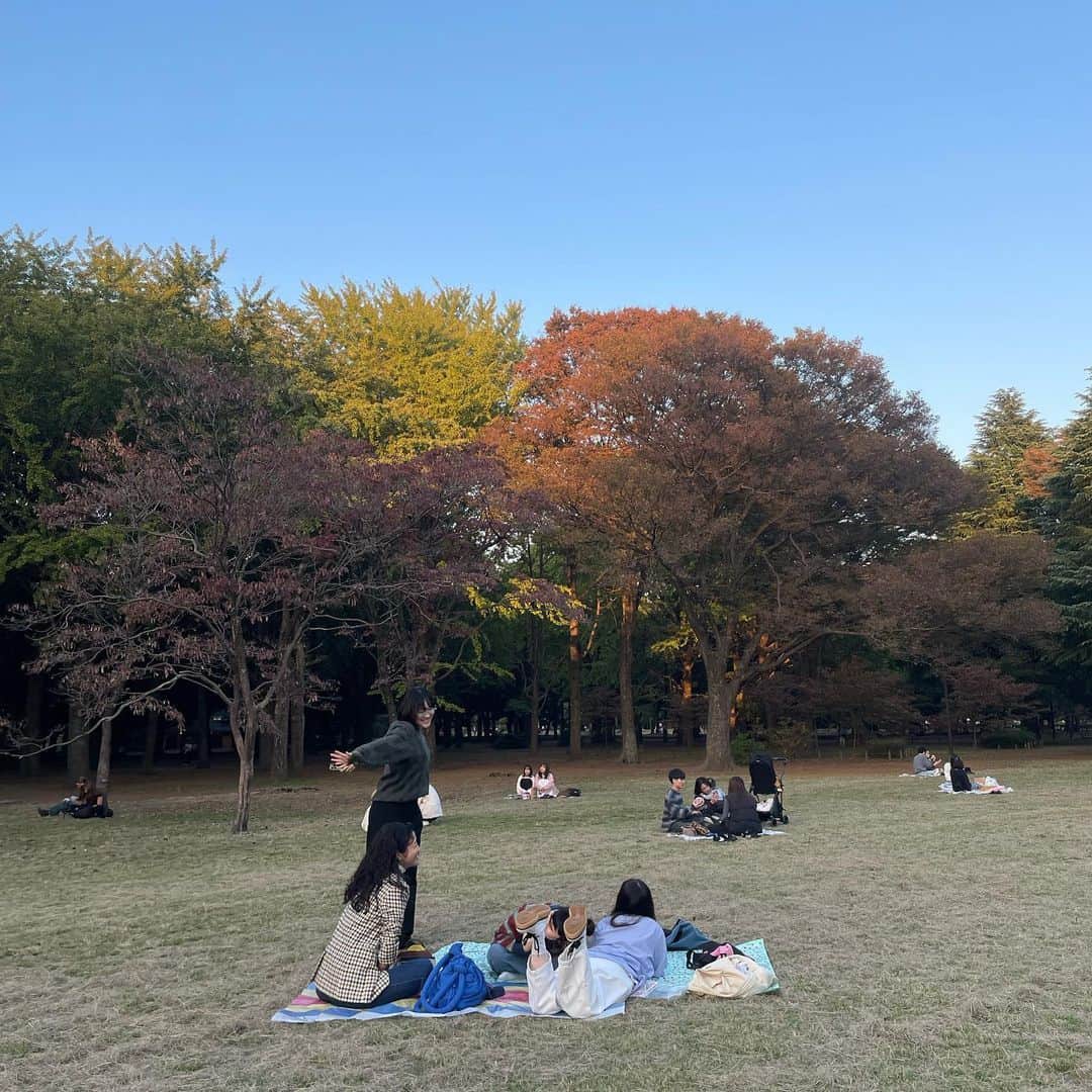 能登谷このんさんのインスタグラム写真 - (能登谷このんInstagram)「寒くなる前にピクニック出来て良かったあ」11月14日 20時50分 - konon_0212