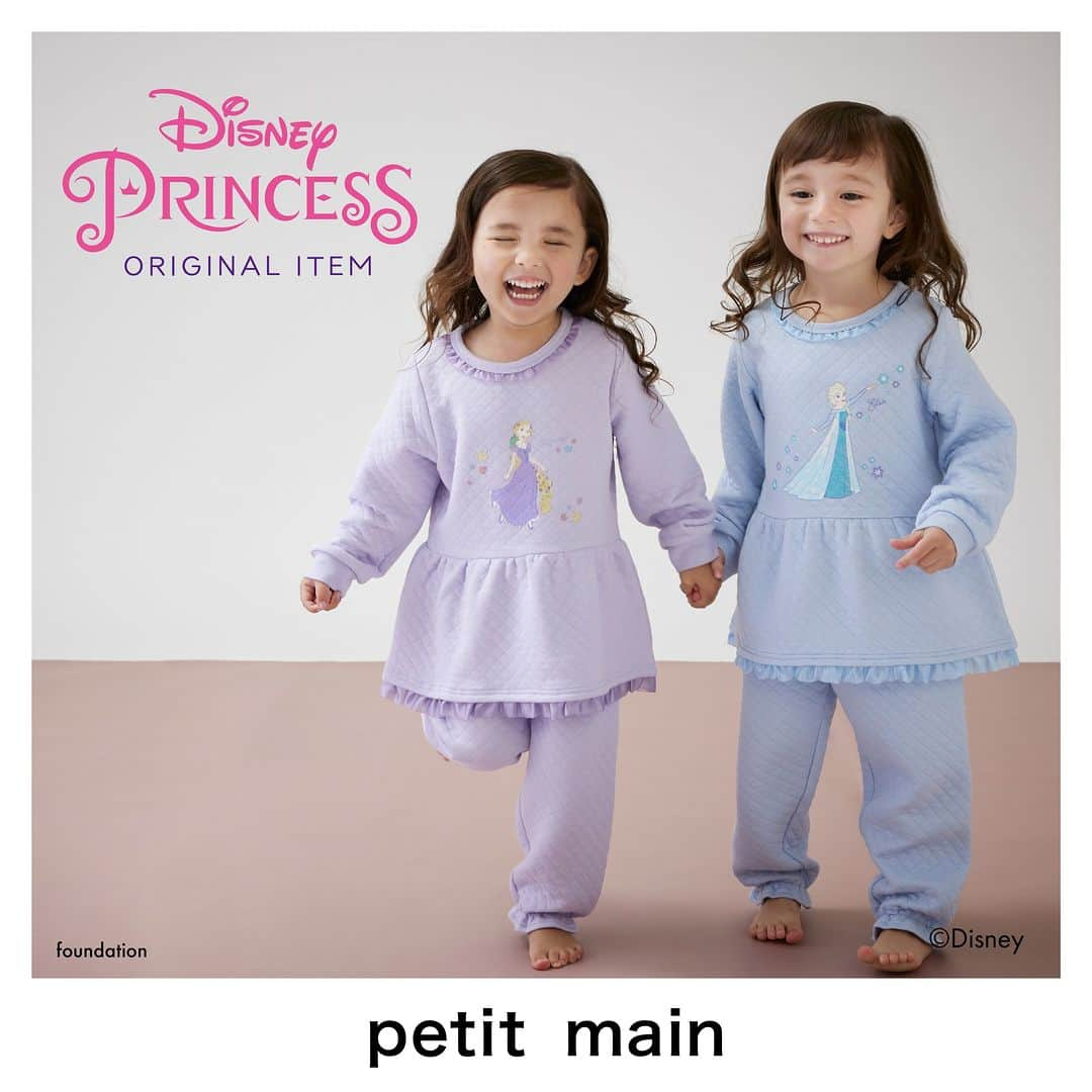 petit mainさんのインスタグラム写真 - (petit mainInstagram)「. 　 　 　 Disney100周年を記念して スペシャルアイテムが発売！   全国のプティマインショップにて 11月15日(水)より順次発売スタートです。  ふんわりあたたかなキルトパジャマは この季節のマストアイテム。  特別感のあるフリルデザイン。 ゆったりした着心地で、 お気に入りのプリンセスと 一緒なら楽しい夢を見られそうですね。 　 　 　 【Disney】 裾レースパジャマ 80〜130cm 品番：9634315 価格：¥3,630（税込） 〇ショップ11月16日(木)より順次発売、オンライン今週末入荷予定  　 　 　 モデル着用 model girl：身長93㎝ / 着用90㎝ model girl：身長98㎝ / 着用100㎝ 　　 　 〈ご注意〉 ※写真はサンプルで撮影しています。色・デザインが多少が異なる場合がございます。 ※入荷、在庫状況は店舗によって異なる場合がございます。ご利用の店舗までご確認ください。 ※ナルミヤオンラインでは入荷次第順次発売となります。入荷、在庫状況について詳しくはナルミヤオンラインまでご確認ください。 ※instagram利用規約に基づき、投稿のコメントを削除させていただく場合がございます。 @narumiyaonline_official 　 　 #disney #ディズニー #mickeymouse #ミッキーマウス #petitmain #プティマイン #プティキッズ #プティの新作 #女の子ベビー #男の子ベビー #むすめふく #むすこーで #女の子コーデ #男の子コーデ #女の子服 #男の子服 #女の子コーディネート #男の子コーディネート #子どものいる暮らし #子どもと暮らす #子供服 #子供服通販 #新生児服 #赤ちゃんのいる暮らし #子育てグラム #instafashion #instagood #限定 #限定アイテム #限定ウェア」11月14日 21時04分 - petitmain_official