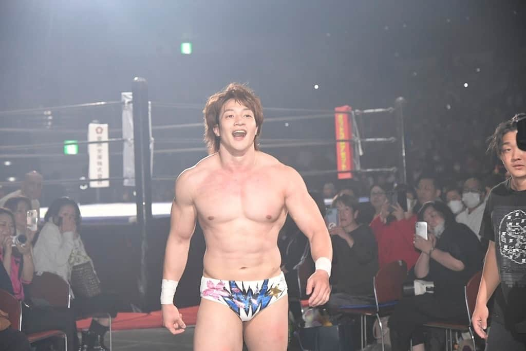 上野勇希のインスタグラム：「めっちゃ楽しかったなあ。  #ddtpro #上野勇希」