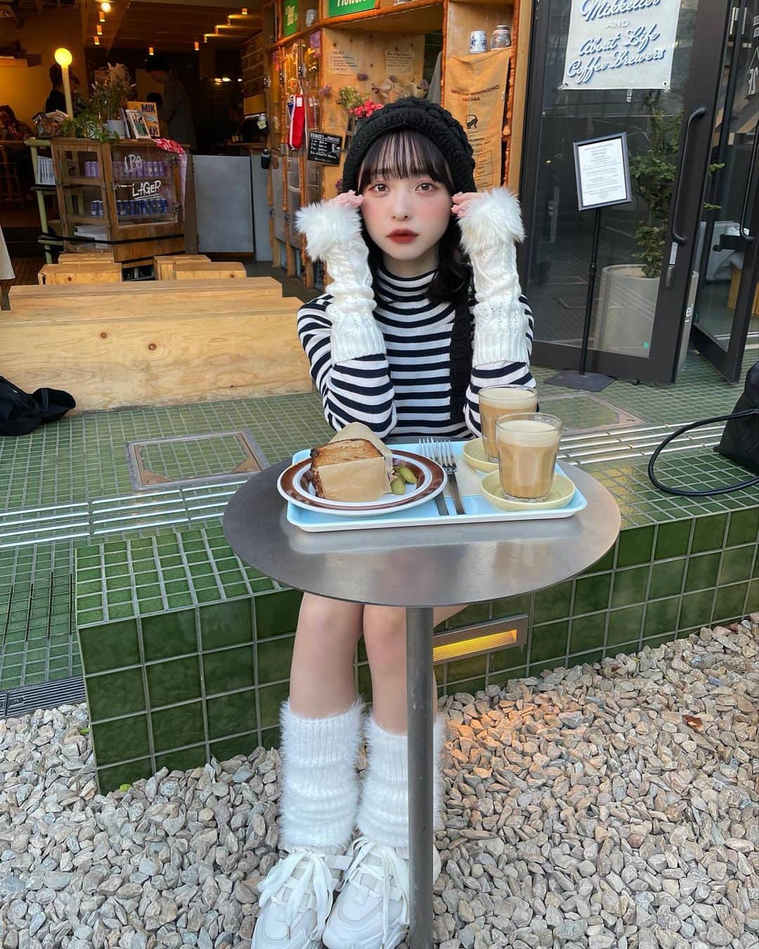 のインスタグラム：「寒かったけど美味しかったからおーるおっけい🤭🥪」