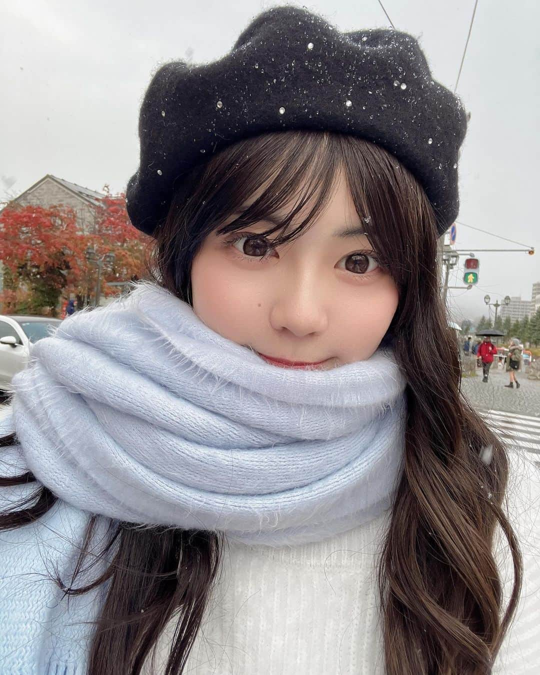 加藤愛梨さんのインスタグラム写真 - (加藤愛梨Instagram)「雪がずっとふってて☃🌨️❄️🤍 とっても嬉しくて歩くたび写真とってた🤍  温かいインナーちゃんと着てたら全然寒くない！ 2°☃🌨️❄️🤍   #北海道旅行  #北海道観光  #小樽  #小樽観光  #小樽運河」11月14日 21時40分 - l_ovepear