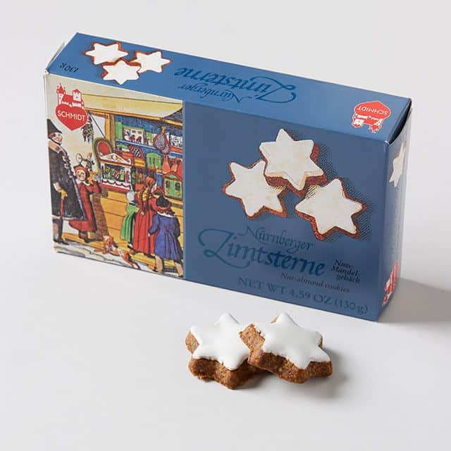 TODAY'S SPECIALさんのインスタグラム写真 - (TODAY'S SPECIALInstagram)「<SEASONAL RECOMMENDATIONS> この時期ならではの伝統的なクリスマス菓子や ノスタルジックな缶に入ったお菓子や紅茶を揃えました。  ▼詳細はトップページのURLよりONLINE STOREにてご確認ください。  @cibone_ts    #todaysspecial #トゥデイズスペシャル #クリスマス #ホリデー #クリスマス菓子 #シュトーレン」11月14日 21時50分 - cibone_ts