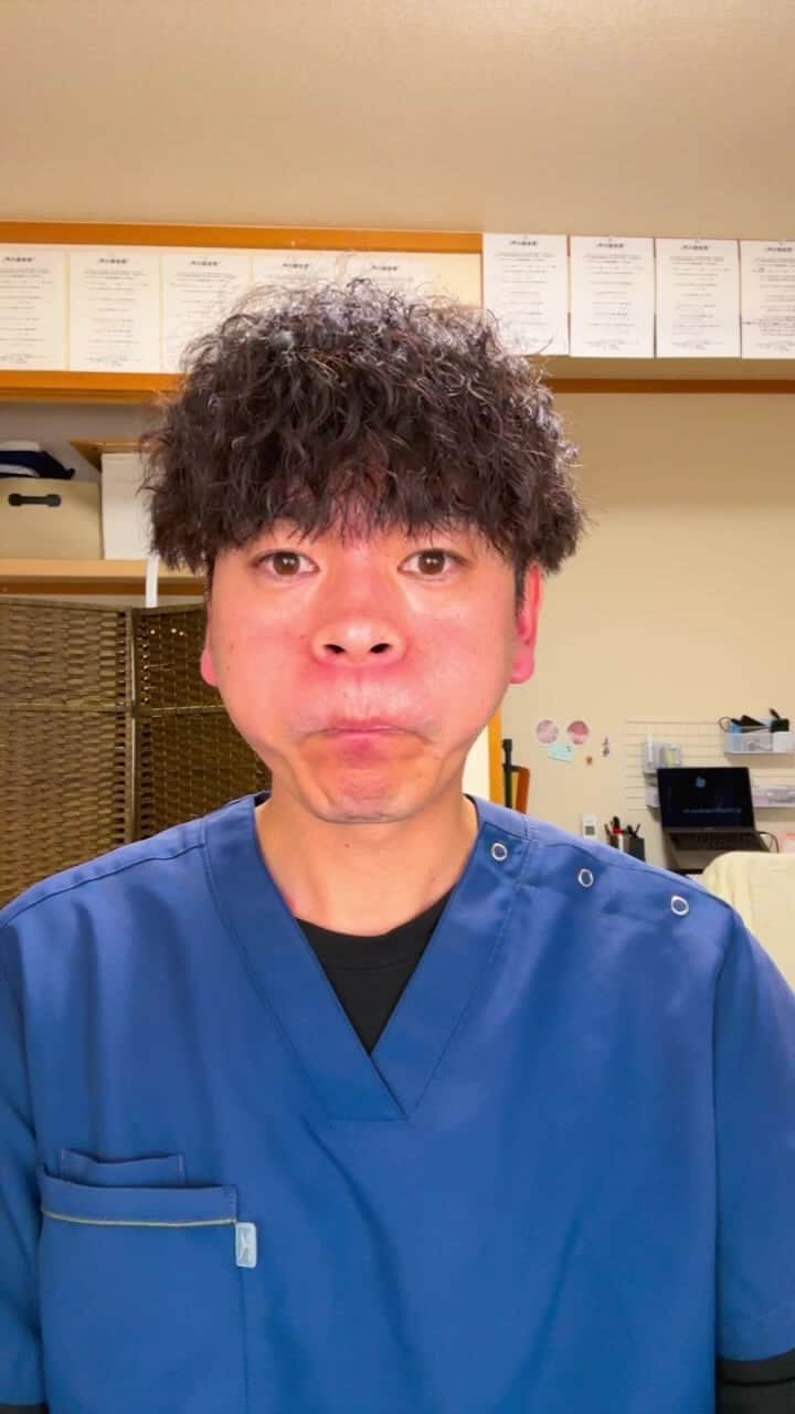 かず先生のインスタグラム：「猫背・巻き肩・ほうれい線・顔のたるみ・顔色が良くなる有料級LIVE」