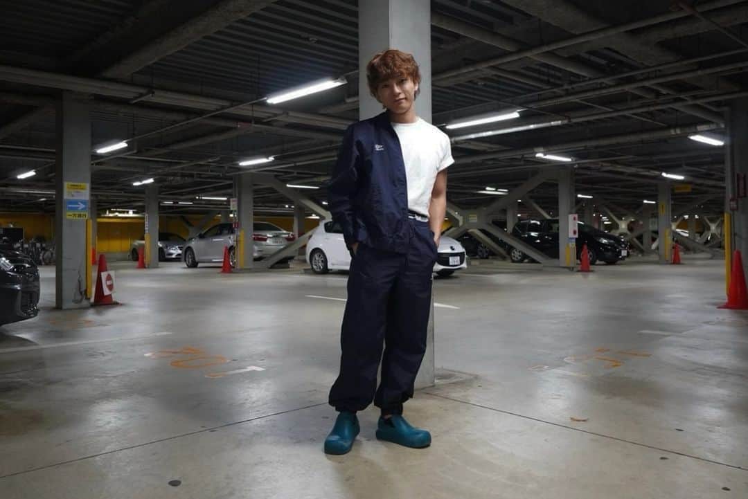 FUKAMIのインスタグラム：「ムートアールとアンブロのジャージ🤍  thx 🤍@jadorejunonline」