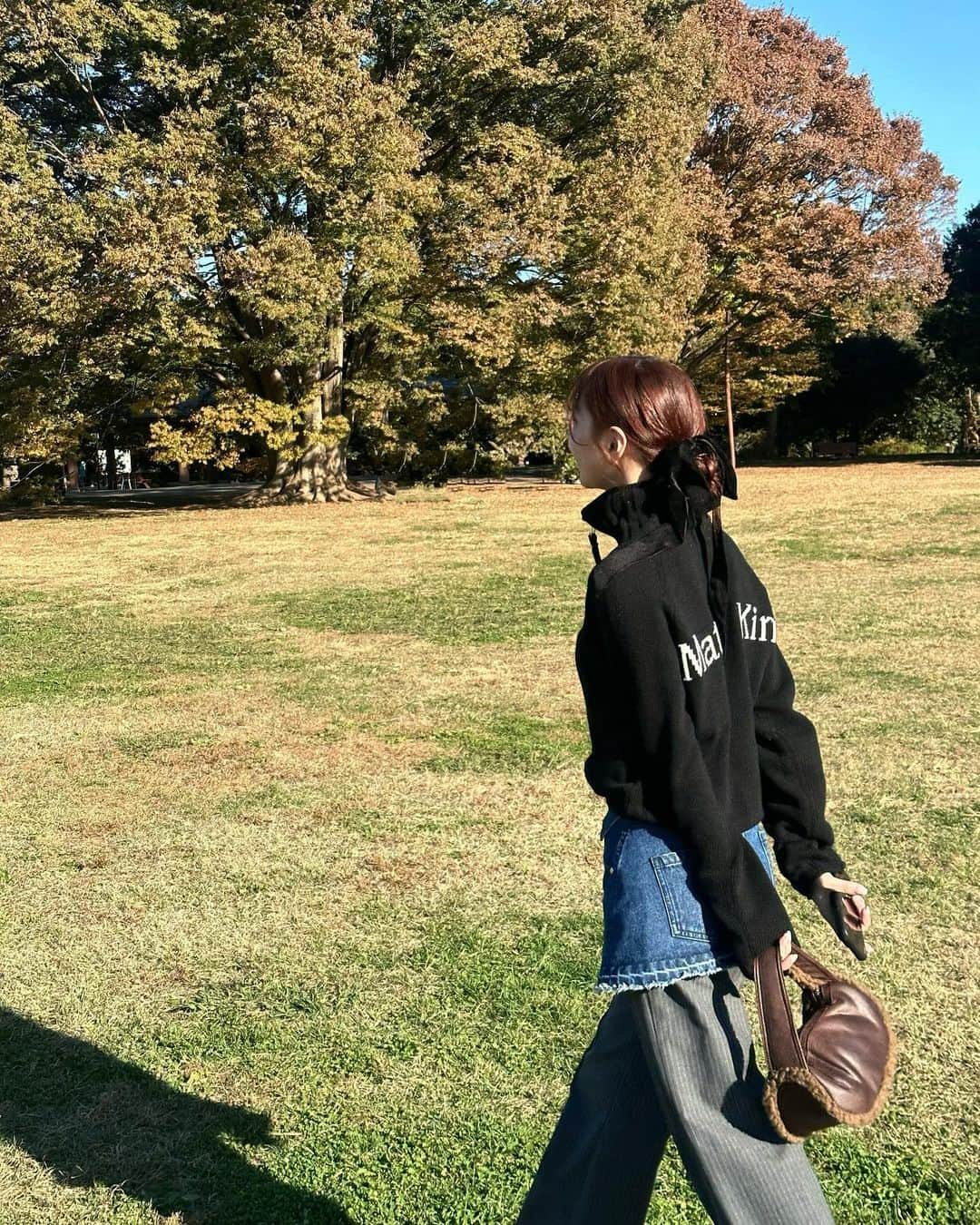 深瀬美桜のインスタグラム：「お散歩好き~~🚶🏼‍♀️🍂」