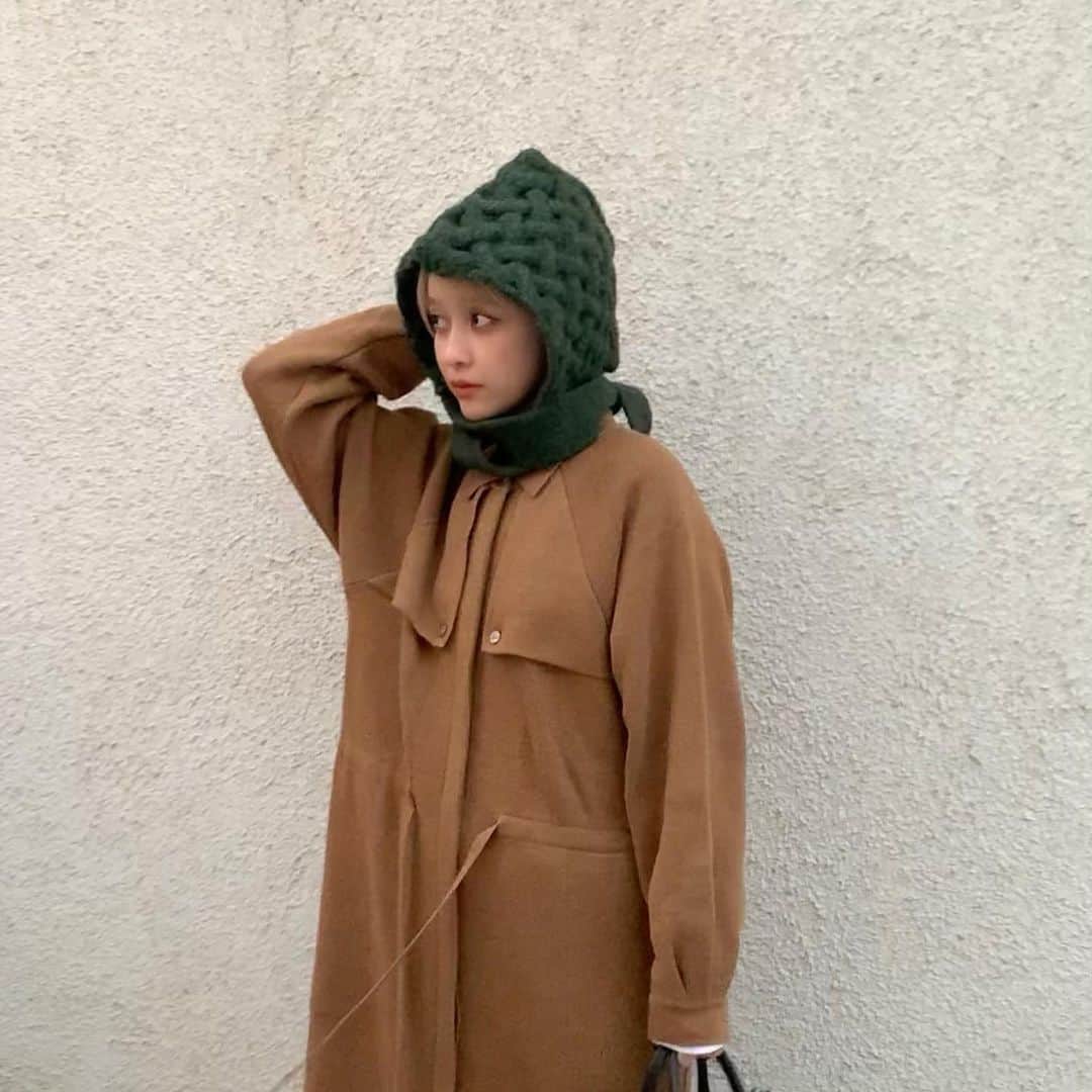 和田えりかのインスタグラム：「🪵🍃」