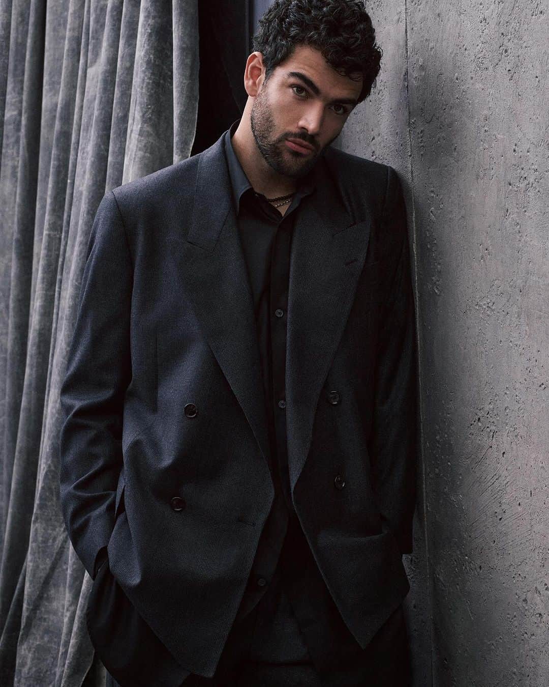 のインスタグラム：「Tall, dark, and tailored. #MatteoBerrettini effortlessly redefines style standards #BeYourOwnBOSS」
