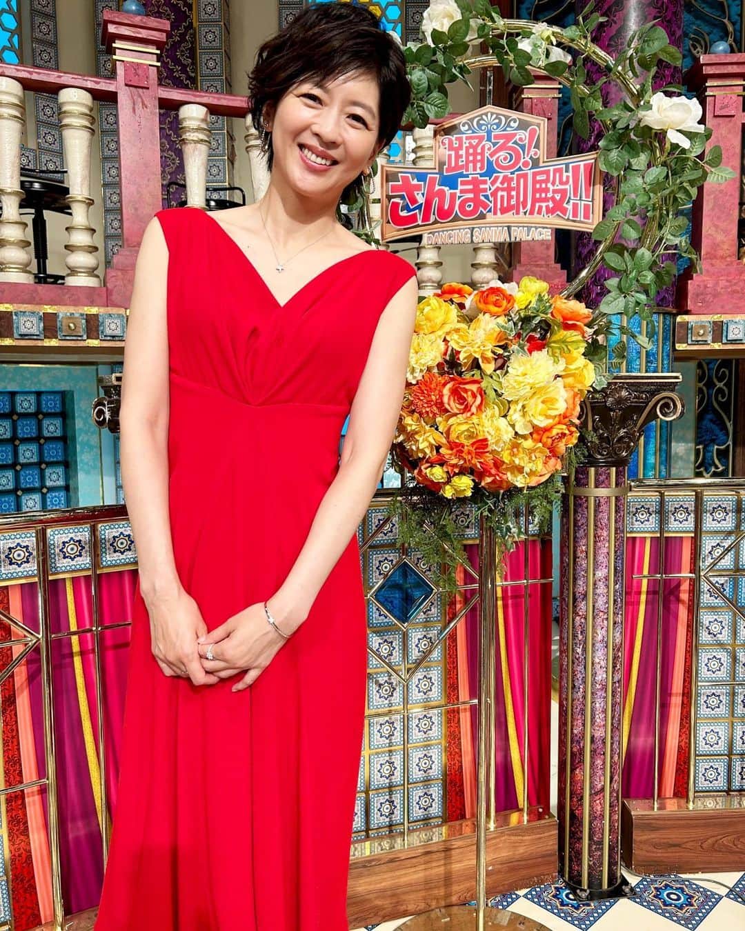 中山忍のインスタグラム：「楽しかったぁ✨  11月21日(火) 20時00分放送 #日テレ 『#踊るさんま御殿』 「東京23区外で生まれ育った有名人SP」  お楽しみに〜🙌  #小金井市出身  ワンピース @itokinsybilla_onlineofficial  ネックレス、リング、ブレスレット @niwaka_collections  シューズ @dianashoespress」