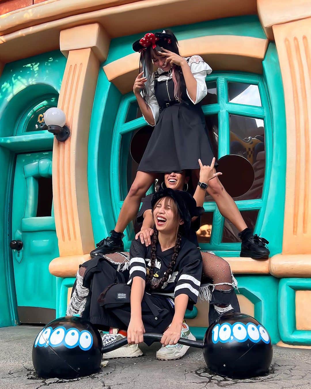 DJ Cellyさんのインスタグラム写真 - (DJ CellyInstagram)「楽しくて大好きすぎるから写真残させて🫶  #tokyodisneyland」11月14日 22時45分 - celly_cecilia