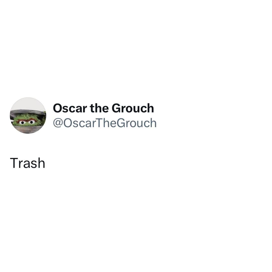 セサミストリートのインスタグラム：「All day, every day, Oscar 💚s trash! What do you love with all of your heart? 🗑️」