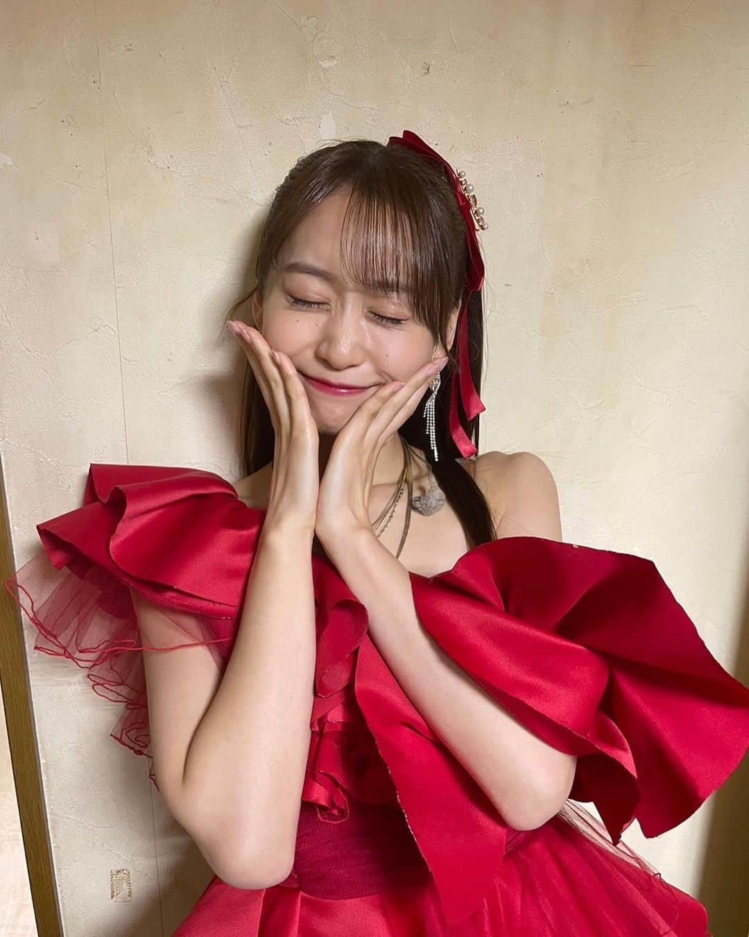 芹澤優さんのインスタグラム写真 - (芹澤優Instagram)「❤️  福岡昼の部の私！  サラサラハーフツインは勝ち🏅  ラーメン2回も食べたし 満喫しちゃった！  いぇい！  #福岡でもサウナいけた #サウナで歌詞確認が #一番覚えられる #これほんとやで」11月14日 23時01分 - seriko_is_no.1
