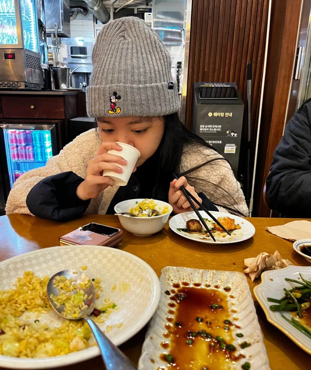チョン・シアのインスタグラム：「My best friend #서우공주_ 💛」