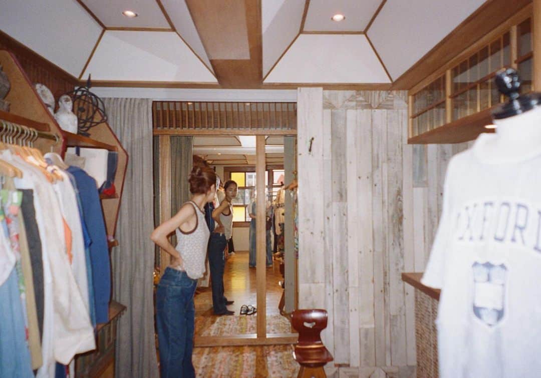 仁村紗和のインスタグラム：「いつかの暑い日の写真。  今年が終わるまであと1ヶ月半。 うわぁーーーーーー  📸 @mitsuki_takahata」