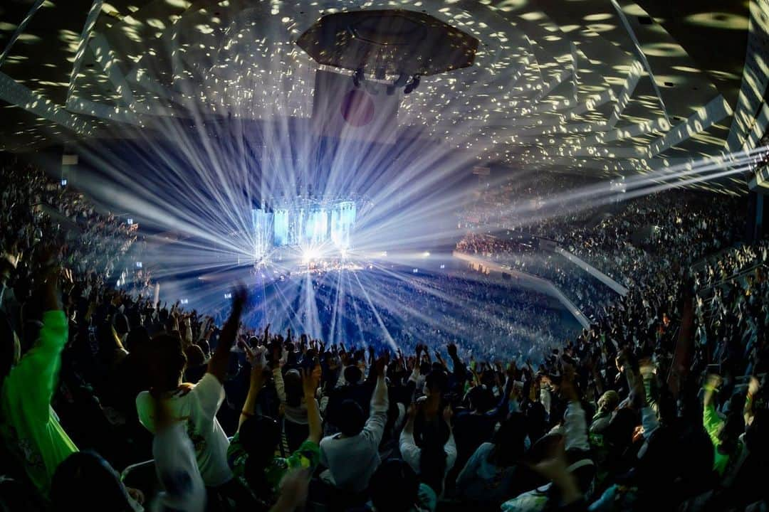 04 Limited Sazabysさんのインスタグラム写真 - (04 Limited SazabysInstagram)「. 11/11(土) 日本武道館 DAY1 『THE BAND OF LIFE』  📸 @fujiitaku」11月14日 23時19分 - 04limitedsazabys_official