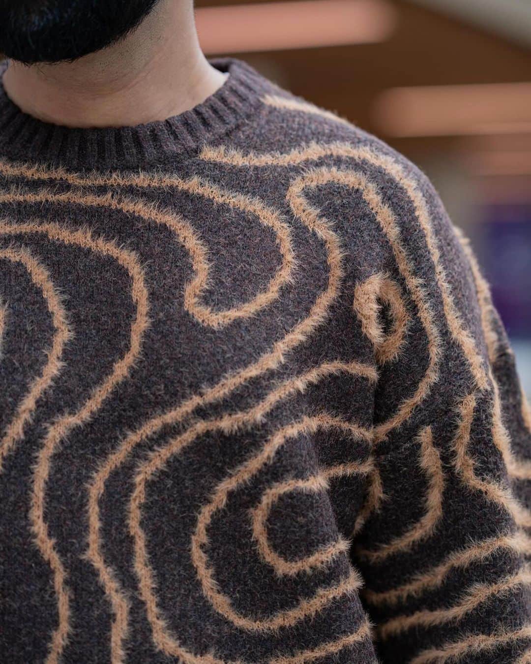 トップマンさんのインスタグラム写真 - (トップマンInstagram)「Sweater weather  @styleandstylus wears fluffy swirl jumper [132405091]」11月15日 22時00分 - topman