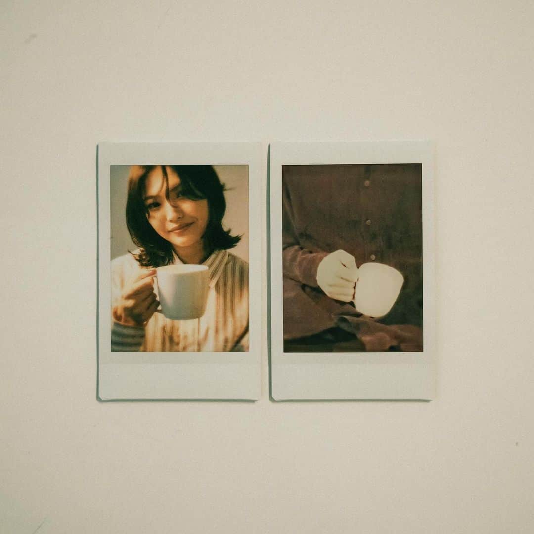 三阪咲のインスタグラム：「新曲『2』配信スタートしました！！✨️  私は加糖派です☕️  たくさん聴いてね〜  https://sakimisaka.lnk.to/Digital_2」
