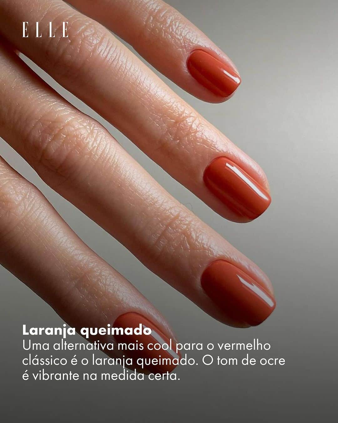 ELLE Brasilさんのインスタグラム写真 - (ELLE BrasilInstagram)「Está com a manicure marcada e não tem ideia de qual esmalte escolher? A gente te dá uma ajudinha! De acordo com nossas pesquisas e andanças por aí, as cores mais bombadas são essas do carrossel, que vão do verde-oliva ao rosa cereja. Qual sua favorita? 💅」11月15日 0時03分 - ellebrasil