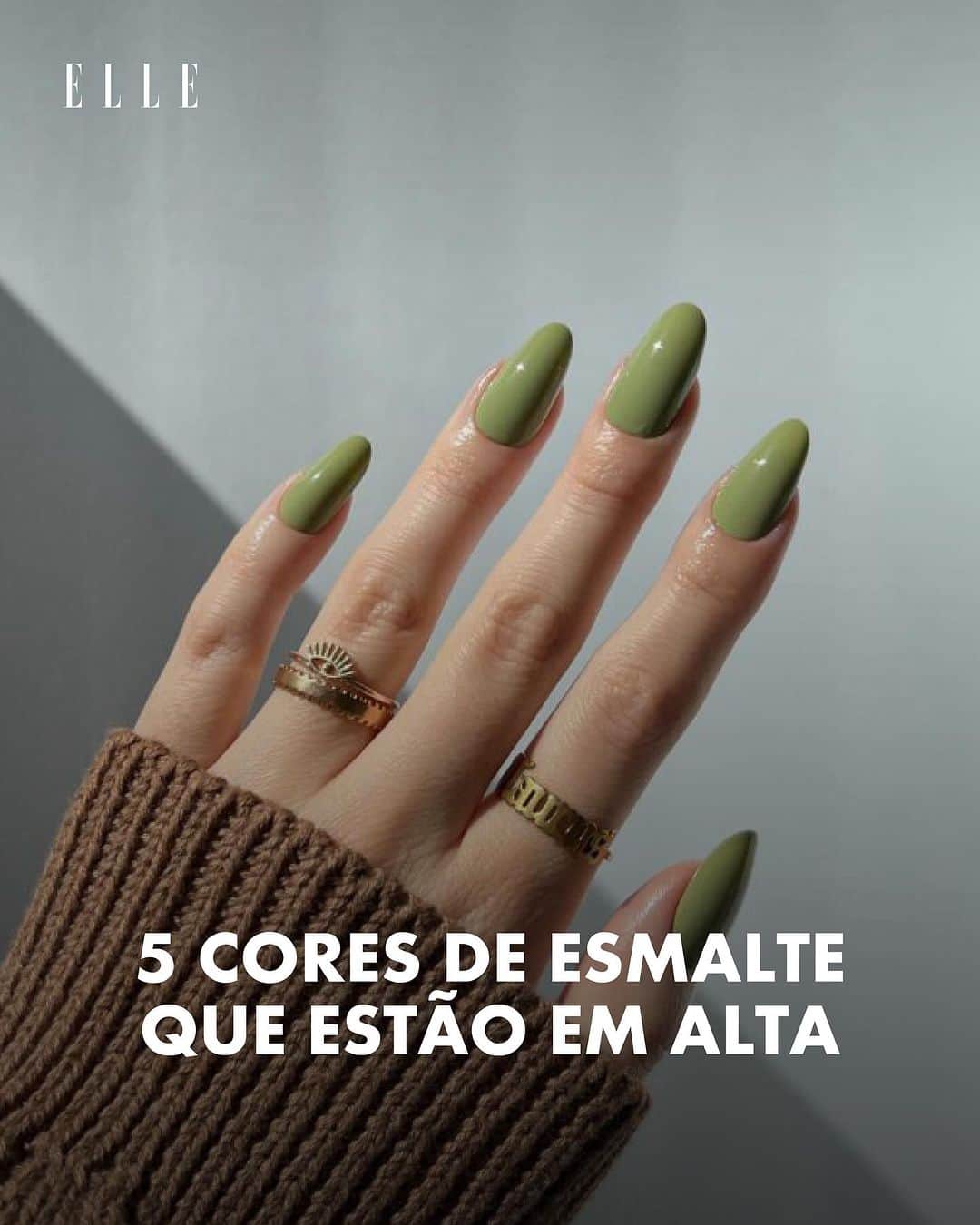 ELLE Brasilのインスタグラム：「Está com a manicure marcada e não tem ideia de qual esmalte escolher? A gente te dá uma ajudinha! De acordo com nossas pesquisas e andanças por aí, as cores mais bombadas são essas do carrossel, que vão do verde-oliva ao rosa cereja. Qual sua favorita? 💅」