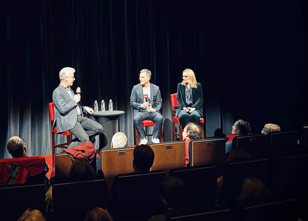 マイケル・ドイルさんのインスタグラム写真 - (マイケル・ドイルInstagram)「Could not have asked for a better partner in crime than #AmyRyan nor for a better screening and Q&A for @passingthrough_film Thank you @sagaftrafound and @davidpschwartz #comingsoon   📸 @cindyord」11月15日 0時22分 - themikedoyle