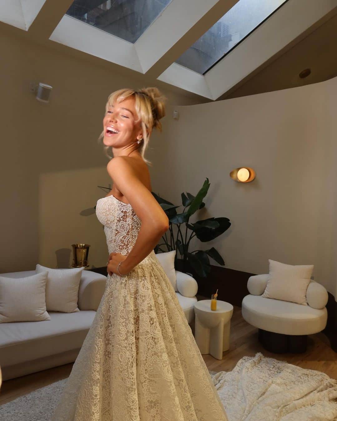 Galia Lahavのインスタグラム：「@gretalouisetome smile beams with the elegance of the OPÉRA gown✨with its low-cut elegance, is a masterpiece that makes a statement. Tell us, which style do you adore? Comment your choice – with or without the bolero! #GLbride #galialahav」
