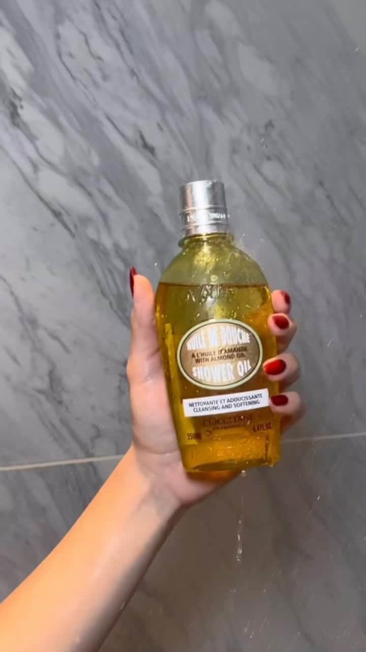 ロクシタンのインスタグラム：「Our sweet golden oil is the talk of the town! Our Almond Shower Oil is the perfect combination of hydration and body cleansing. Plus shop the full almond collection in store or online! FT: @nathalieparis」