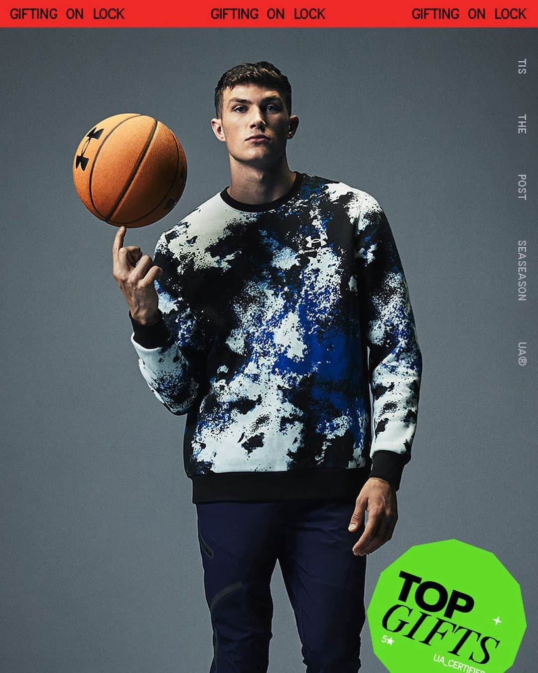 Under Armourさんのインスタグラム写真 - (Under ArmourInstagram)「Fleece for all! Treat yourself to pre-game gear that has athletes feeling bold and confident on and off the court❄️」11月15日 1時48分 - underarmour