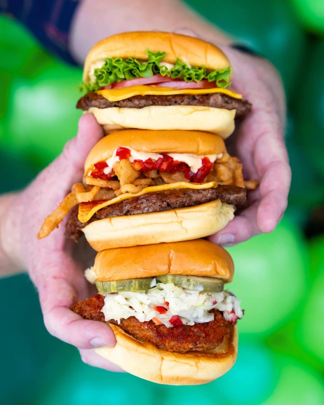 SHAKE SHACKのインスタグラム：「Drop us a pun using ‘stack’ + ‘shack’👇   From top: ShackBurger, Spicy ShackMeister Burger, + Hot Chicken」