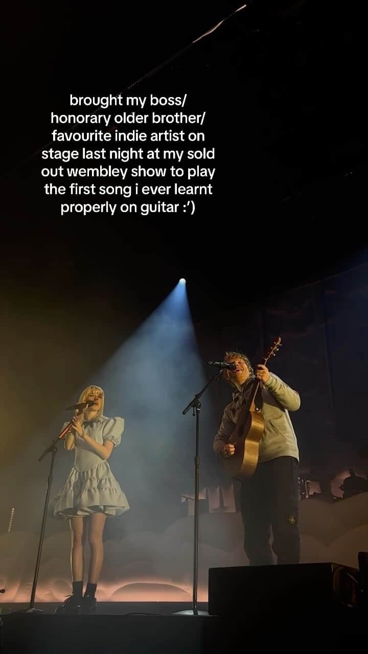 メイジー・ピーターズのインスタグラム：「truly long live ed sheran <3 what a special night :’)」