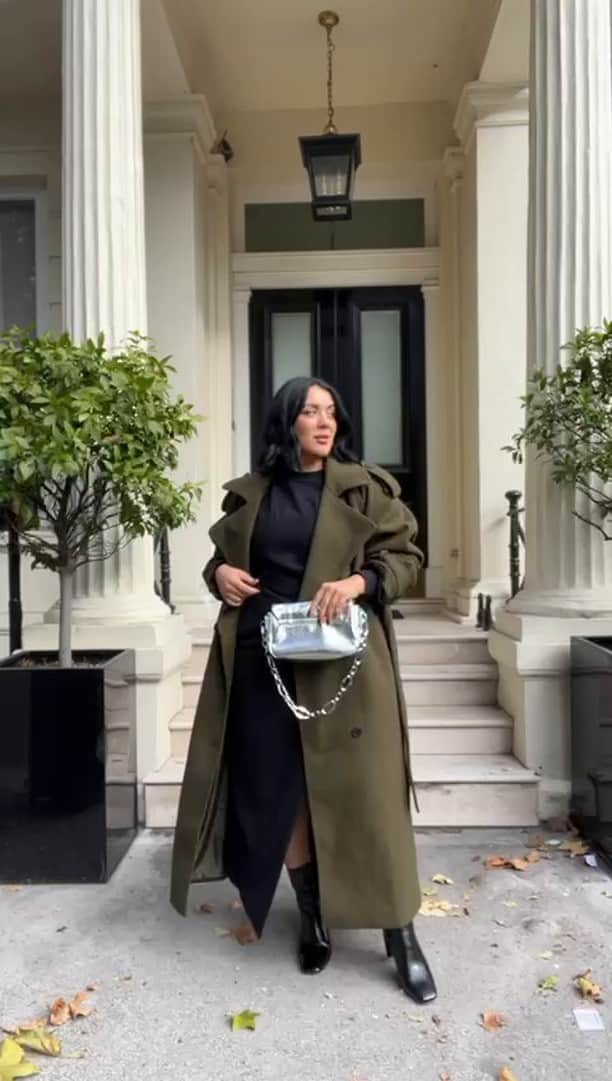 ASOSのインスタグラム：「Chilly & cute 🌶️❄️ We 𝓸𝓾𝓽𝓼𝓲𝓭𝓮 🏙️ @_meaganwells [she/her] showing us how to get our frosty 'fits on lock 🔒♡  🔎 ‘Cold weather’ on ASOS.com」
