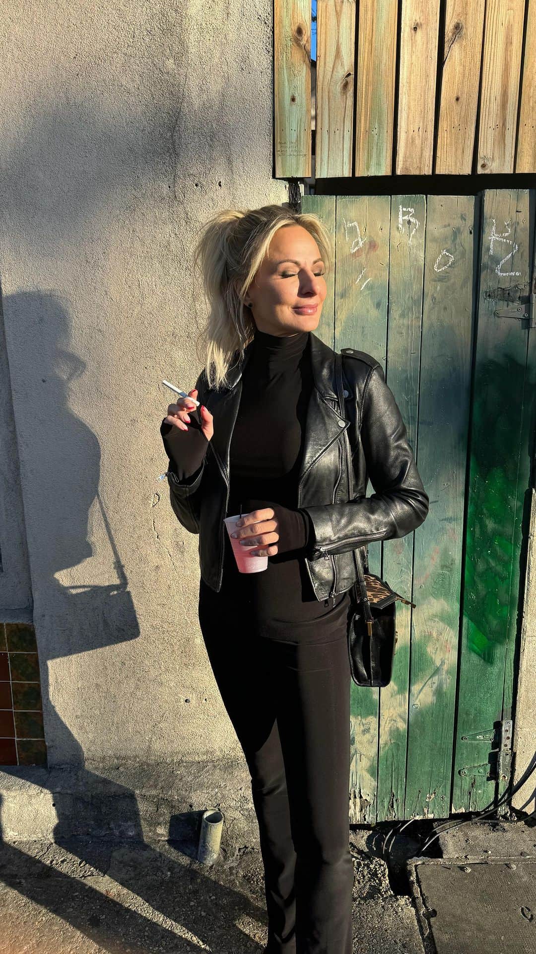 クリスティ・ルーカジアックのインスタグラム：「“STEPHEN!!!! Take a picture of me with your cigarette!!! I look like Sandy!” - No cigarettes were lit in the making of this Reel. @s_c_mayo」