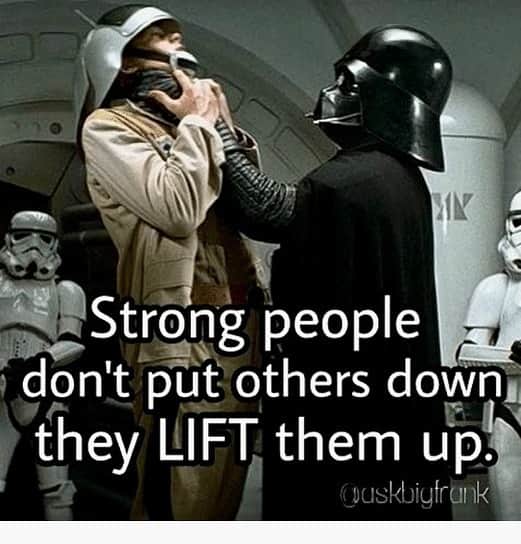 ジョルジュ・サンピエールのインスタグラム：「Strong people don’t put others down, they lift them up.」