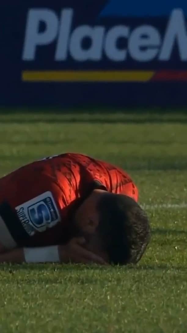 Super Rugbyのインスタグラム：「OPPORTUNITY GONE!  This try-saver from Josh Mackay was ridiculous 🤯  #SuperRugbyPacific」